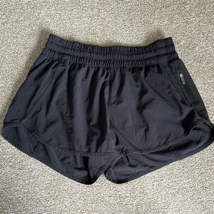 Lululemon Athletica Black Athletic Shorts Moisture-Wicking Performance